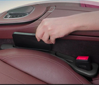 Altijd je telefoon kwijt in de auto? Dit lost het op in 5 seconden